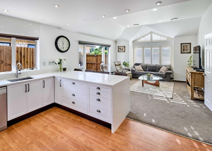  at 342 Manly Street, Paraparaumu Beach, Paraparaumu