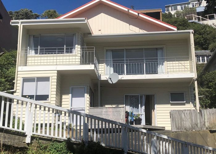  at 43 Palliser Road, Roseneath, Wellington, Wellington