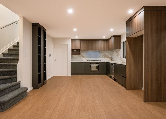  at Lot 1/142 Great south Road, Manurewa, Manukau City, Auckland