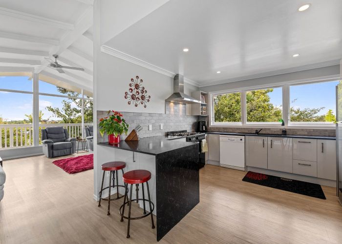  at 329 Cobham Drive, Hillcrest, Hamilton