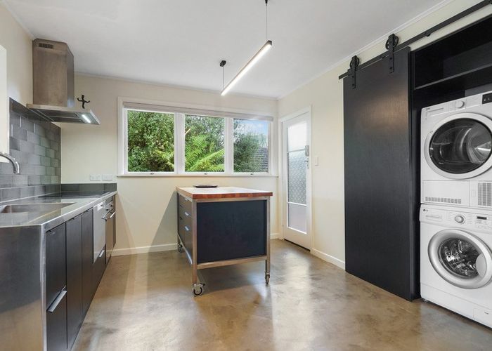  at 261A River Road, Claudelands, Hamilton