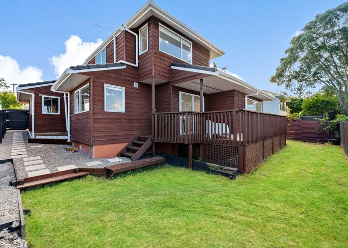  at 2/41 Raleigh Road, Northcote, North Shore City, Auckland