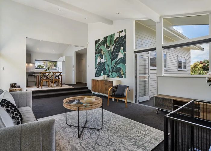  at 94 Barrack Road, Mount Wellington, Auckland City, Auckland