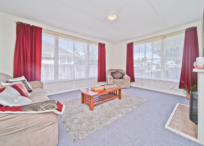  at 10 Hockin Place, Fairfield, Hamilton