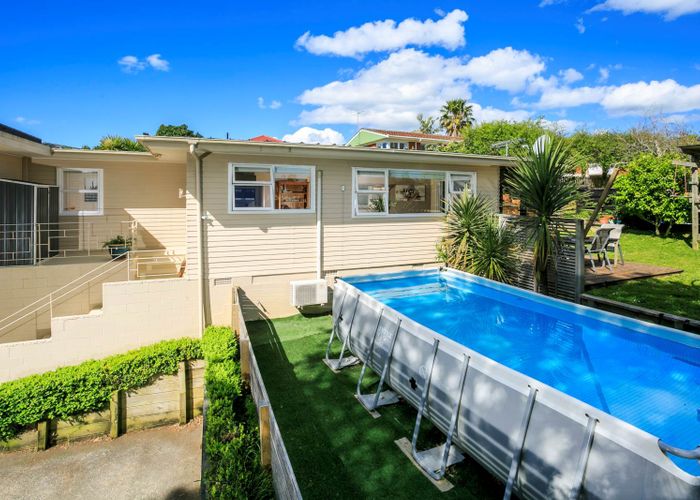  at 1/0 Harley Road, Hauraki, Auckland