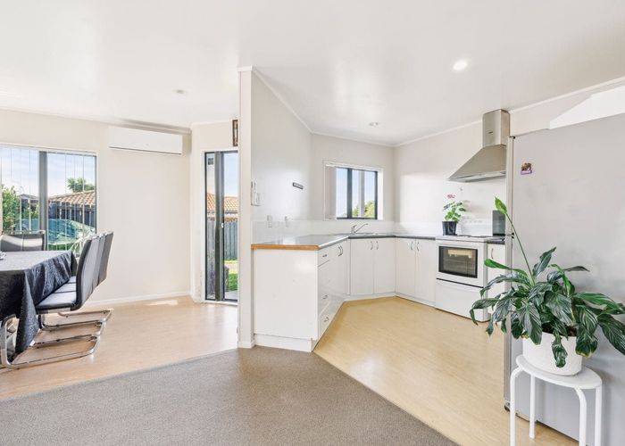  at 9 Eloise Place, Clendon Park, Manukau City, Auckland