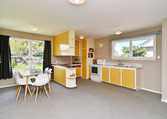  at 10 Todd Avenue, Bishopdale, Christchurch City, Canterbury