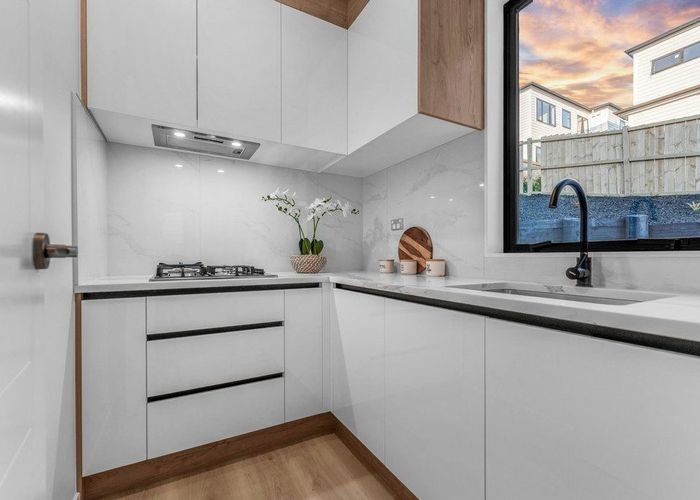  at 130 McQuoids Road, Flat Bush, Manukau City, Auckland