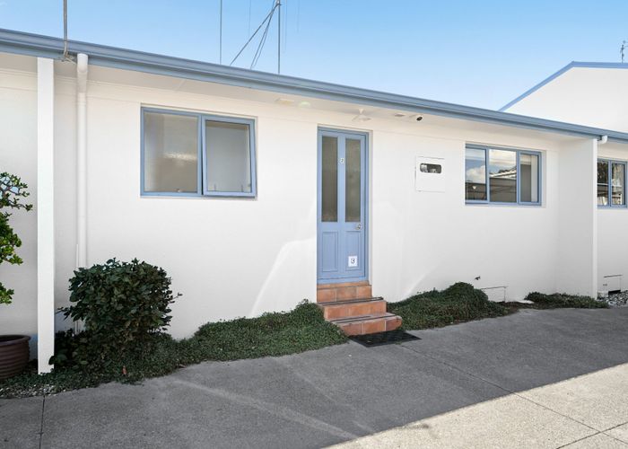  at 2/120 Macfarlane Street, Hamilton East, Hamilton