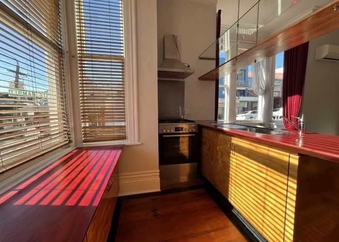  at 2/24 Majoribanks Street, Mount Victoria, Wellington, Wellington