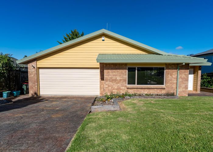  at 215 Pukete Road, Pukete, Hamilton