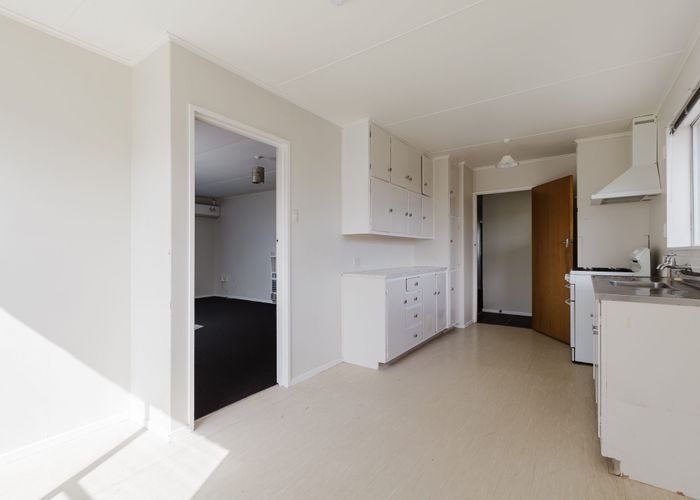  at 32 Robinson Crescent, Westbrook, Palmerston North