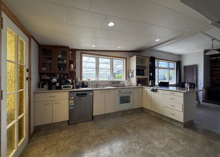  at 4 Beth Street, Trentham, Upper Hutt, Wellington