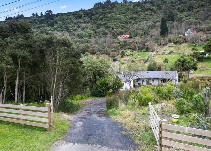  at 11 Matai Street, Ravensbourne, Dunedin
