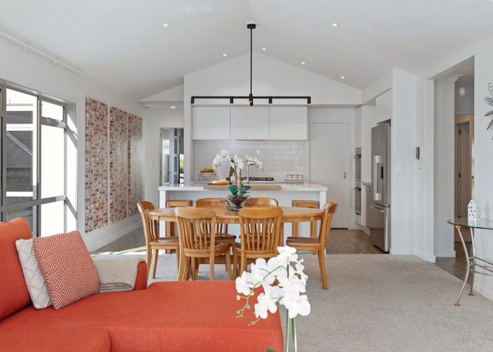  at 31 Benmore Crescent, Pyes Pa, Tauranga