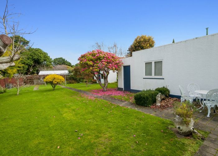Free property data for 6 Totara Crescent, Woburn, Lower Hutt homes.co.nz