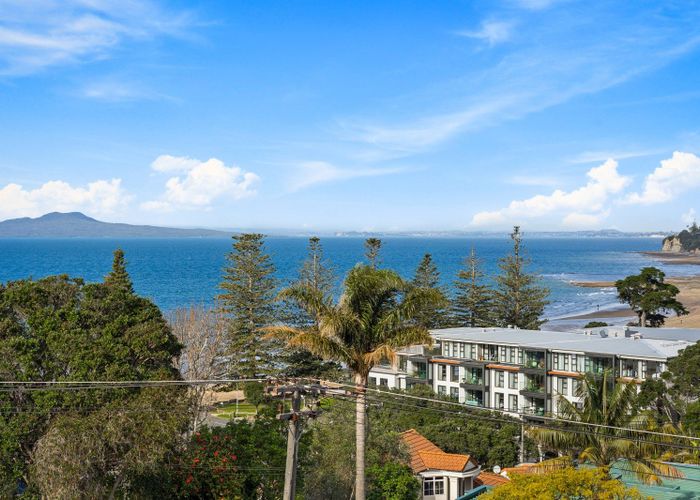  at 1/28 Oban Road, Browns Bay, North Shore City, Auckland