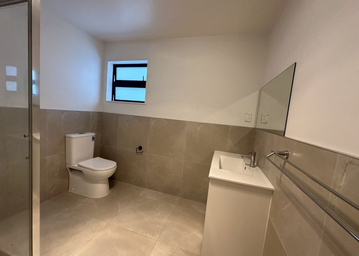  at 44b  Friesian Drive, Mangere, Manukau City, Auckland