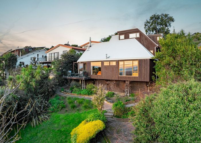  at 245 Cannon Hill Crescent, Mount Pleasant, Christchurch City, Canterbury
