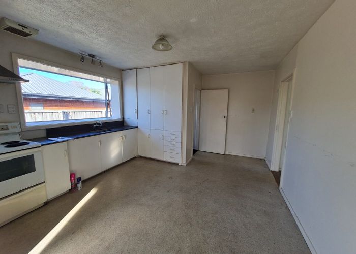  at 186 Avonhead Road, Avonhead, Christchurch City, Canterbury