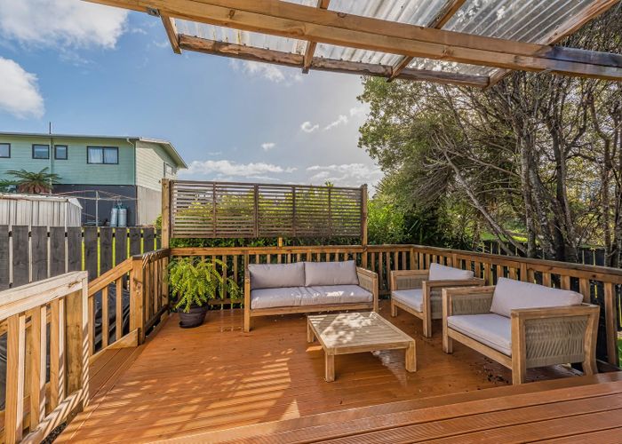  at 2/26 Midgley Road, West Harbour, Waitakere City, Auckland
