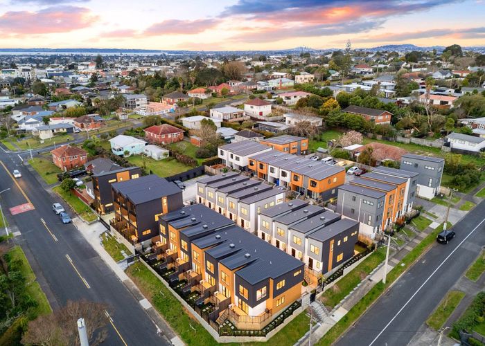  at Lot 9/42 Captain Scott Road, Glen Eden, Waitakere City, Auckland