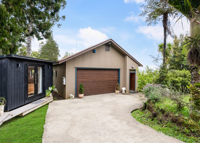  at 152 Caton Road, Waitakere, Waitakere City, Auckland