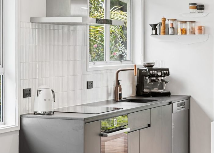  at 28 Castleton Street, Birkdale, North Shore City, Auckland