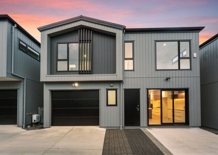  at 17C Sorrel Crescent, Bucklands Beach, Manukau City, Auckland