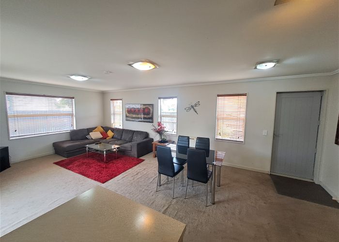  at 70 Queen Street, Westport, Westport