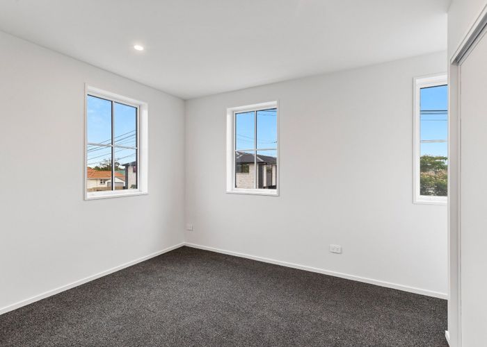  at 2/8 Shearer Avenue, Papanui, Christchurch City, Canterbury