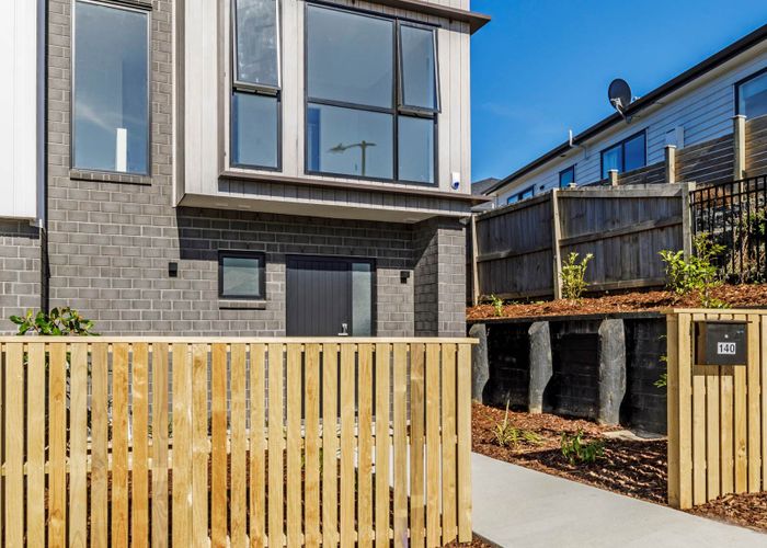  at 140 Tiriwa Drive, Massey, Auckland