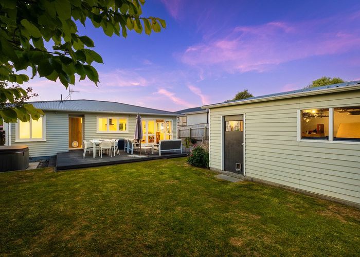  at 38 Gray Avenue, Paraparaumu Beach, Kapiti Coast, Wellington