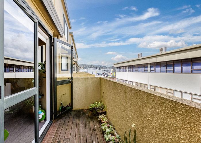  at 1/7 Raroa Road, Lower Hutt, Lower Hutt, Wellington