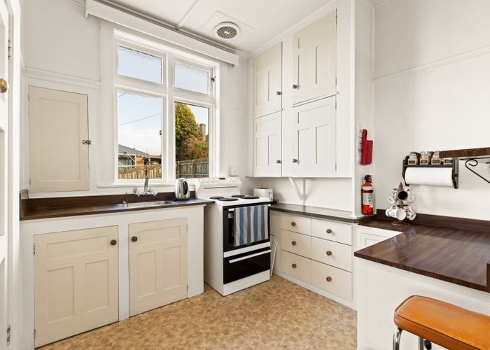  at 119 Oakwood Avenue, Balaclava, Dunedin