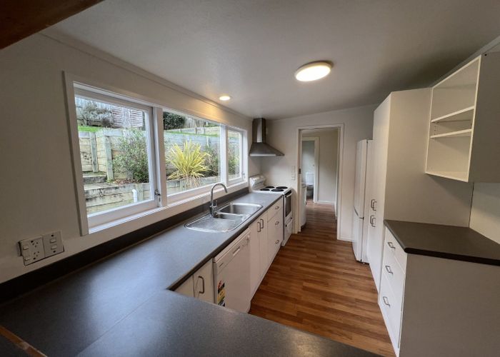  at 5 Crofton Road, Ngaio, Wellington