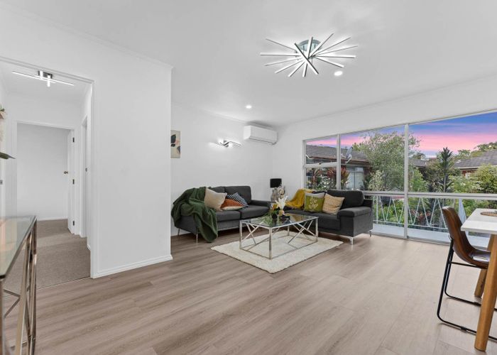  at 6/1 Ribblesdale Road, Henderson, Auckland