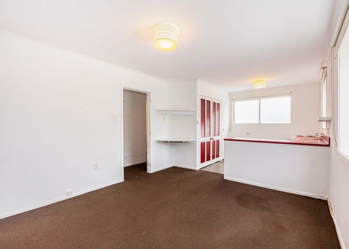  at 1/16 Tama Street, Alicetown, Lower Hutt, Wellington