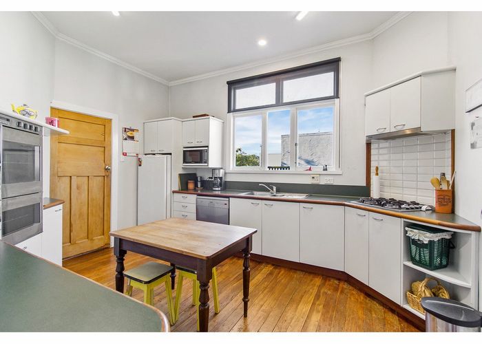  at 73 Avenue Road, West End, Timaru