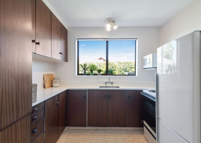  at 2/71a Glenmore Avenue, Bishopdale, Christchurch City, Canterbury