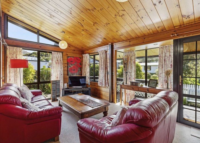  at 28 John Witton Drive, Crofton Downs, Wellington, Wellington