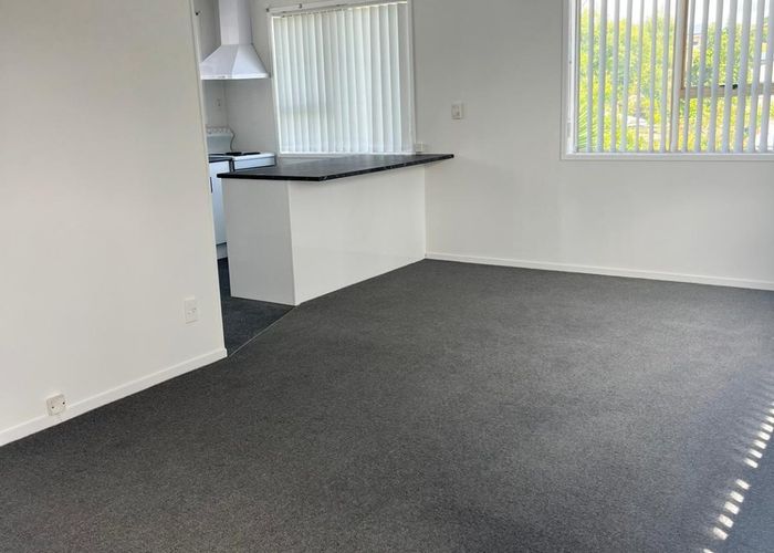  at 2/34 Sabulite road, Kelston, Waitakere City, Auckland
