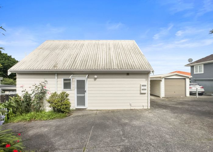  at 2/14 Chalmers Street, Avondale, Auckland City, Auckland