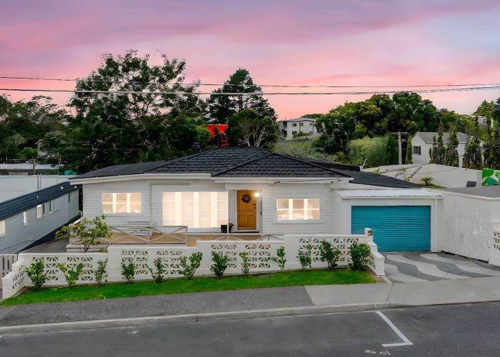  at 3/19 Cresta Avenue, Beach Haven, North Shore City, Auckland