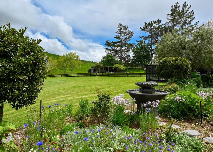  at 44 Blackbridge Road, Dairy Flat, Dairy Flat