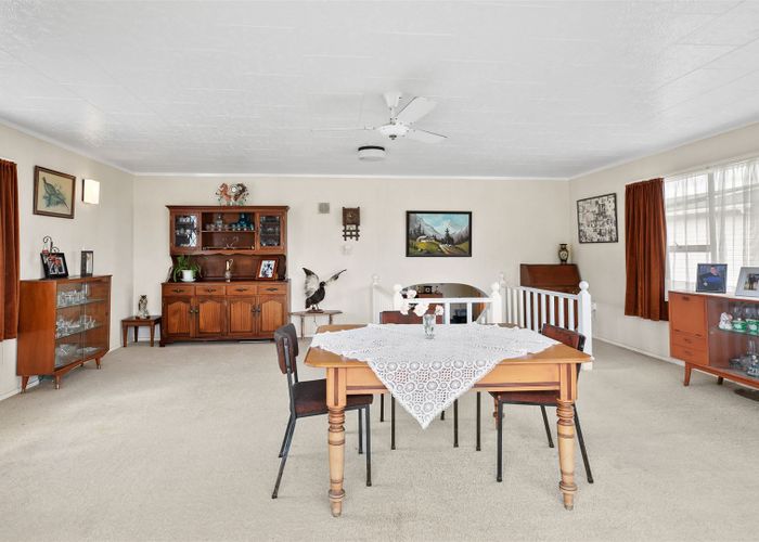  at 17 West Crescent, Te Puru, Thames