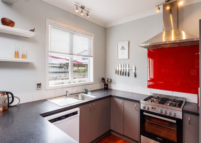  at 33 Fitzroy Street, Terrace End, Palmerston North