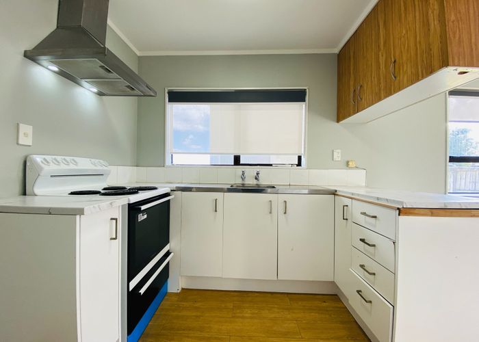  at 1/11 Kennington Drive, Clendon Park, Manukau City, Auckland