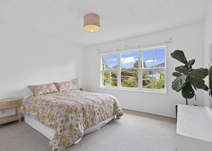  at 1/39 Butterworth Drive, Glendene, Auckland
