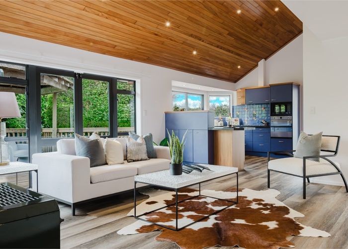  at 46 Redwing Street, Browns Bay, Auckland